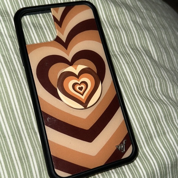 Wildflower brown heart case with popsocket - Picture 5 of 5